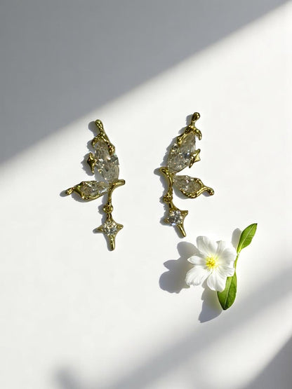 GOLDEN HANGING DIAMOND BUTTERFLY AXEL EARRINGS