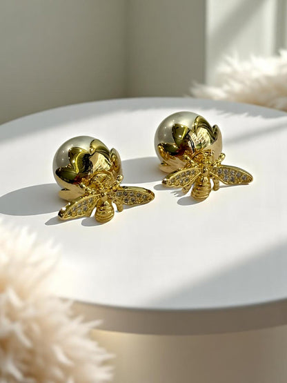 GOLDEN PEARL BUMBLEBEES ATLAS EARRINGS