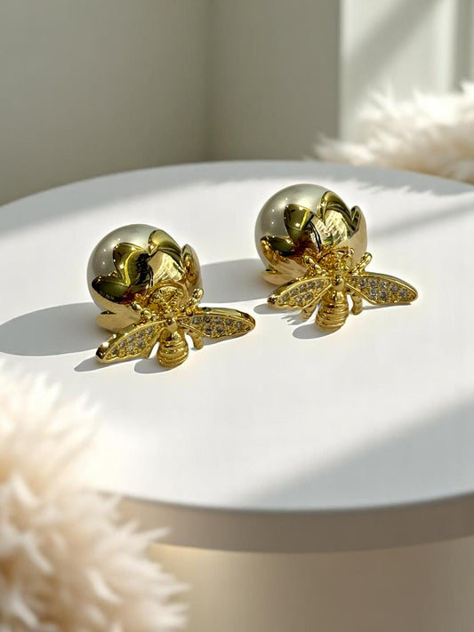GOLDEN PEARL BUMBLEBEES ATLAS EARRINGS