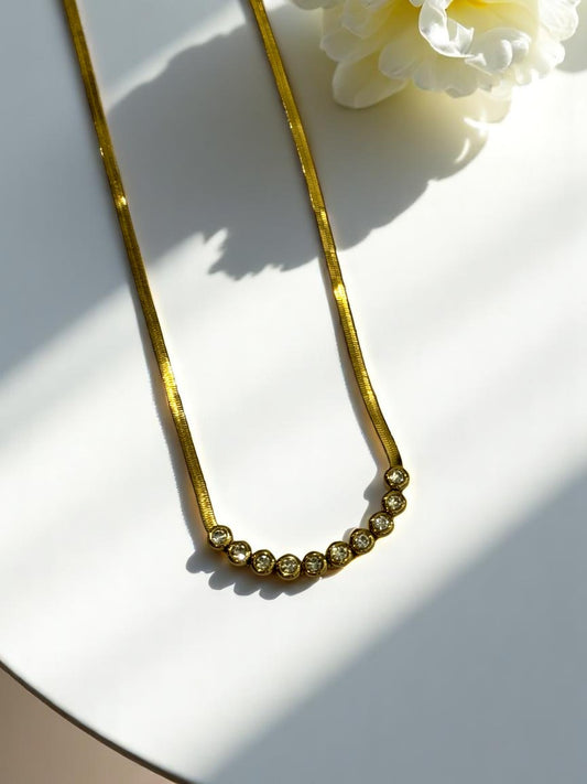 GOLDEN DIAMOND EVAN NECKLACE