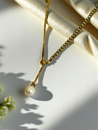 GOLDEN DIAMOND PEARL WESTON NECKLACE