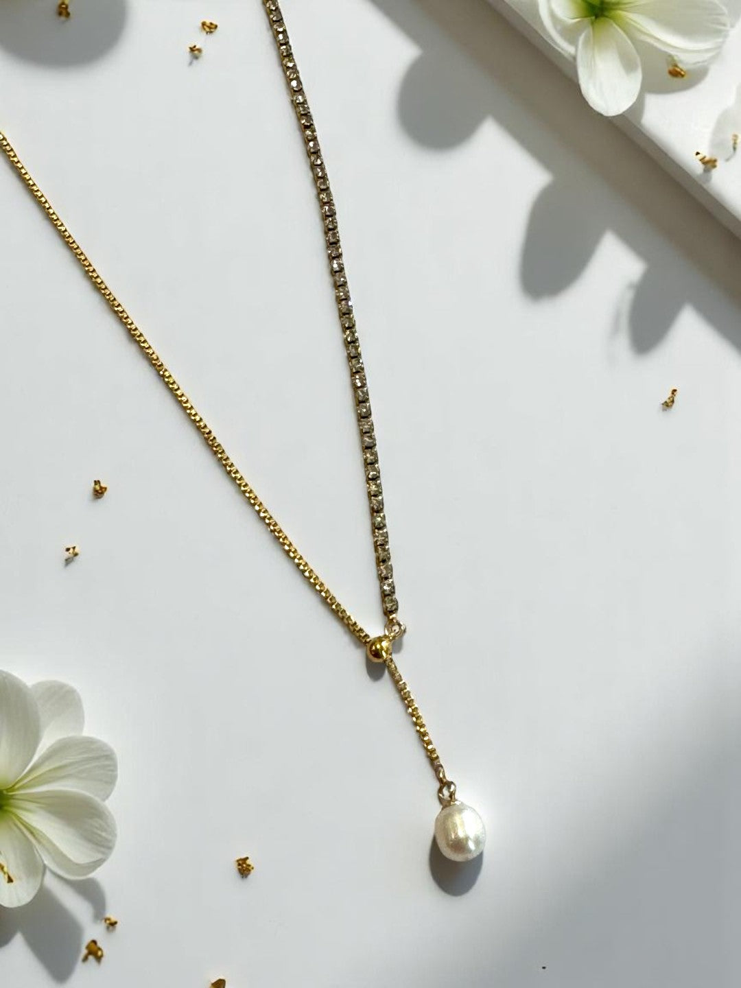 GOLDEN DIAMOND PEARL WESTON NECKLACE