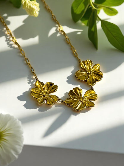 GOLDEN FLOWER ELIE NECKLACE