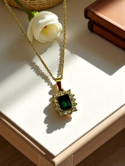 GREEN DIAMOND MICAHYN NECKLACE