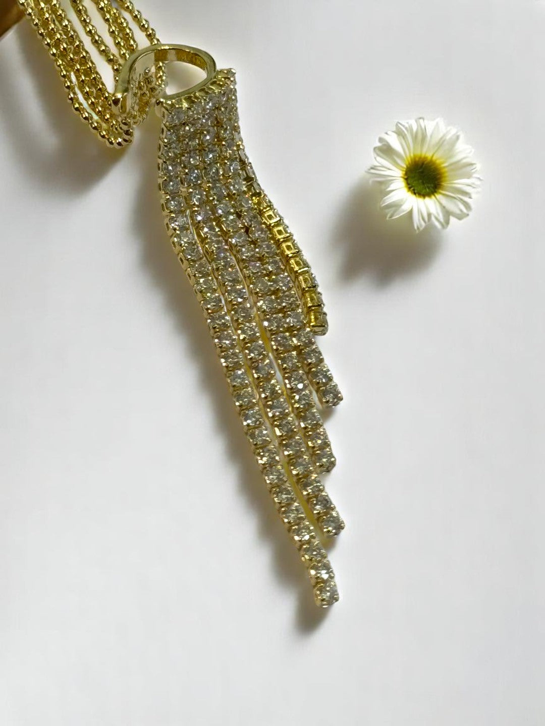 GOLDEN DIAMOND HARRIS EAR CUFF