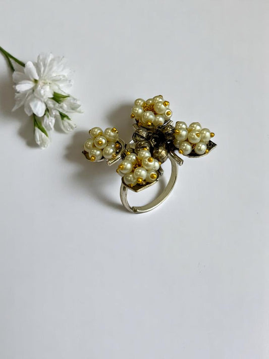 SILVER PEARL CHAKRIKA GERMAN SILVER RING