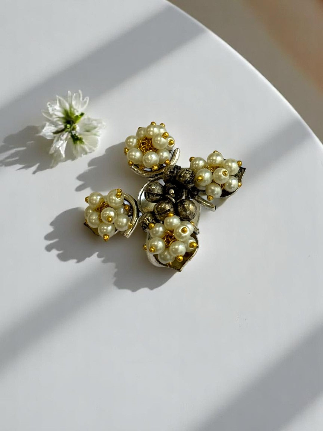SILVER PEARL CHAKRIKA GERMAN SILVER RING