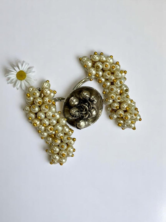 SILVER PEARL DHANYA TWO FINGER GERMAN SILVER RING