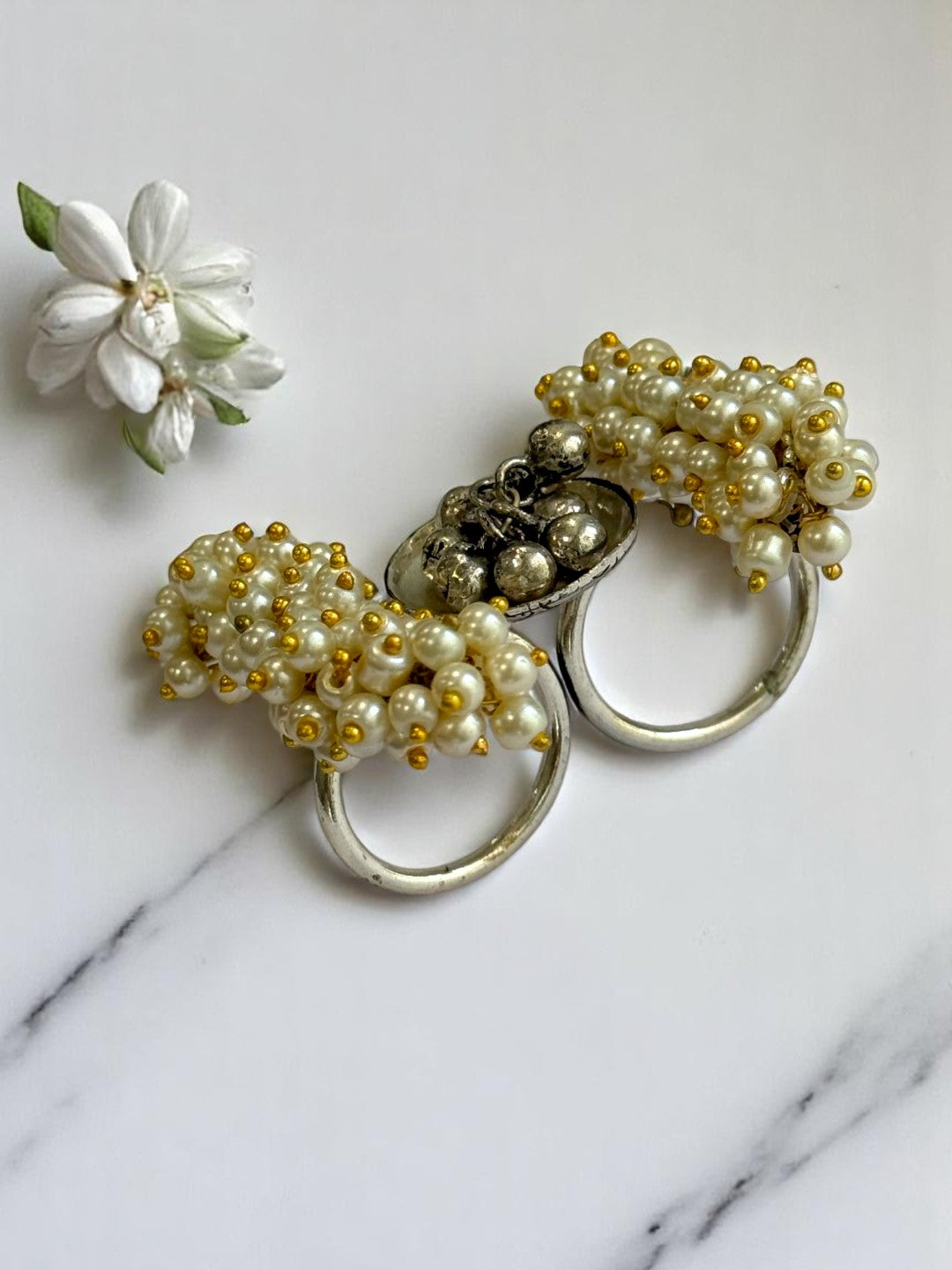 SILVER PEARL DHANYA TWO FINGER GERMAN SILVER RING
