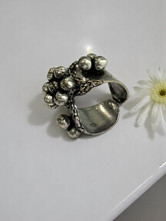 SILVER CHAHNA GERMAN SILVER RING