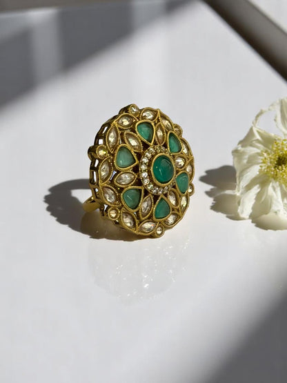 GREEN EKISHAA KUNDAN RINGS