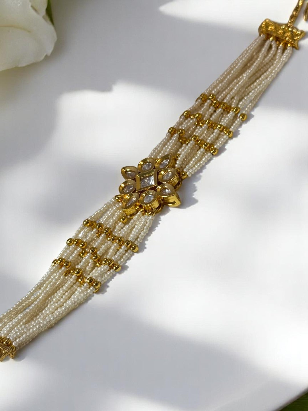 GOLDEN EKANIKA KUNDAN BRACELET