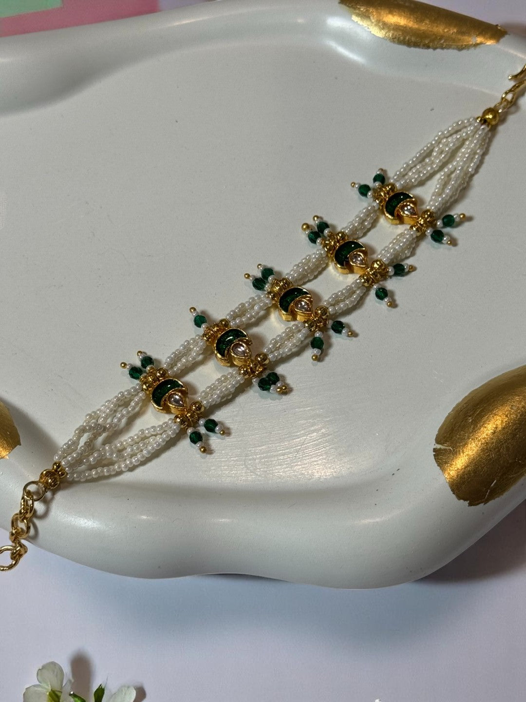 GREEN GAURIKA KUNDAN BRACELET