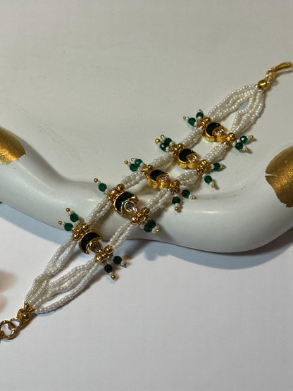 GREEN GAURIKA KUNDAN BRACELET