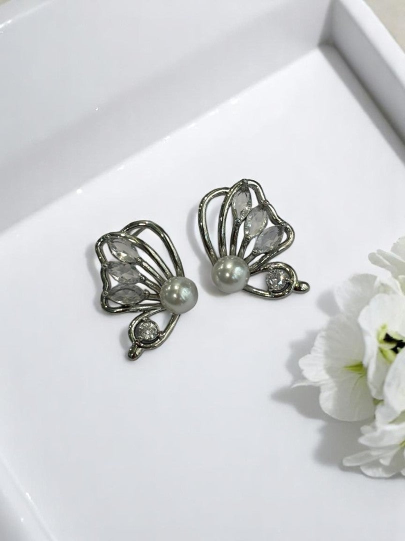 SILVER DIAMOND BUTTERFLY RYKER EARRINGS