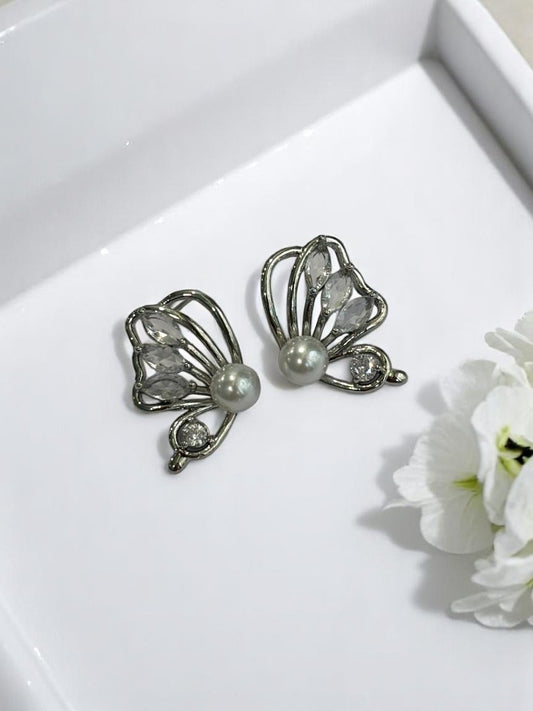 SILVER DIAMOND BUTTERFLY RYKER EARRINGS
