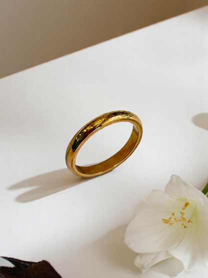 GOLDEN CHANEL AASHNA RING