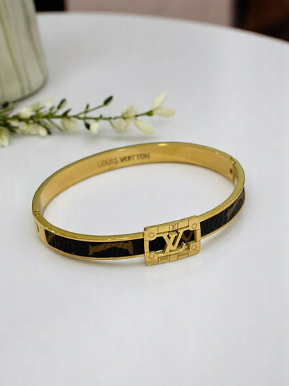 GOLDEN BROWN LV AXWELL BRACELET