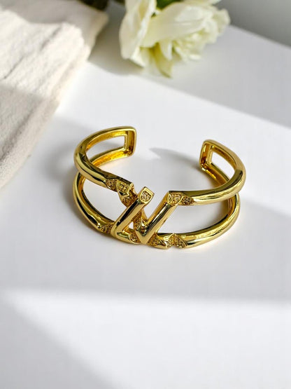 GOLDEN LV THANIEL BRACELET (CUFF)