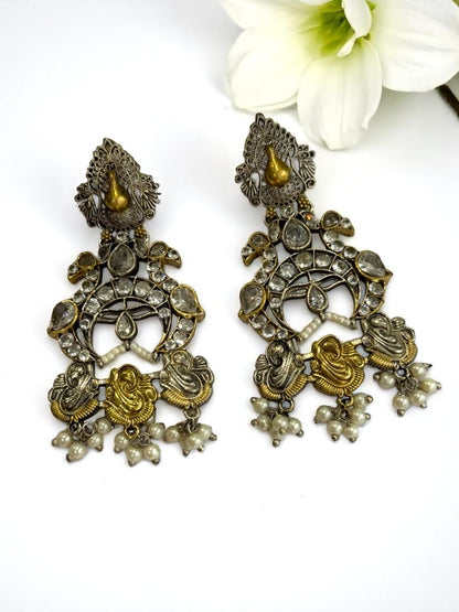 WHITE KUHU GERMAN SILVER EARRINGS
