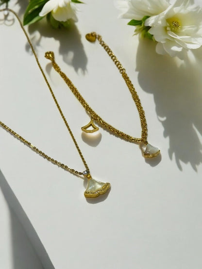 GOLDEN DIAMOND RESIN BEAU NECKLACE AND BRACELET (COMBO)