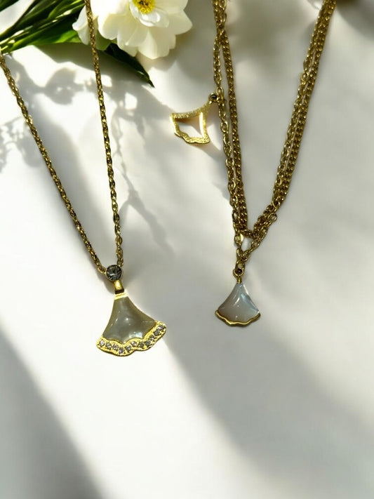 GOLDEN DIAMOND RESIN BEAU NECKLACE AND BRACELET (COMBO)