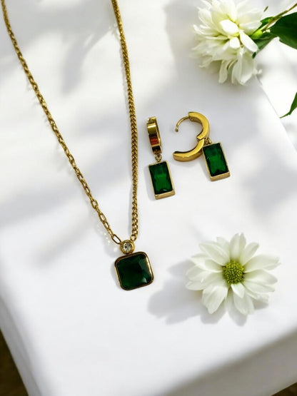GREEN LUCAS NECKLACE AND EARRINGS (COMBO)