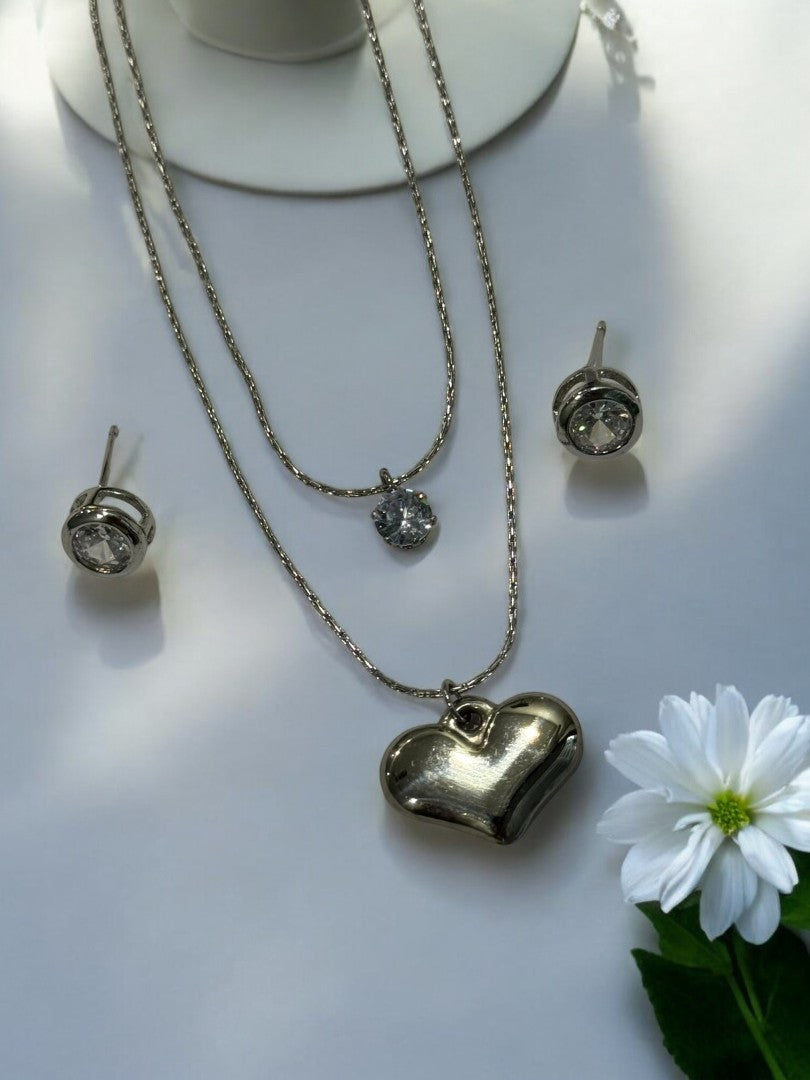 SILVER HEART SHANEY NECKLACE