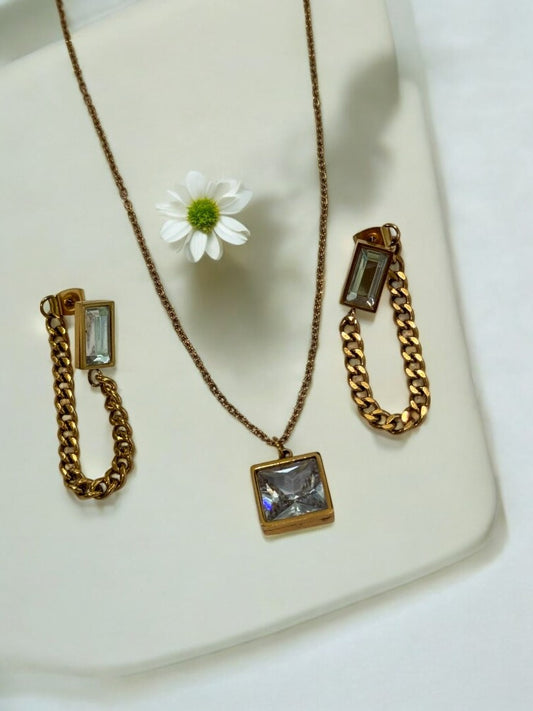 DIAMOND CAMREEN NACKLACE