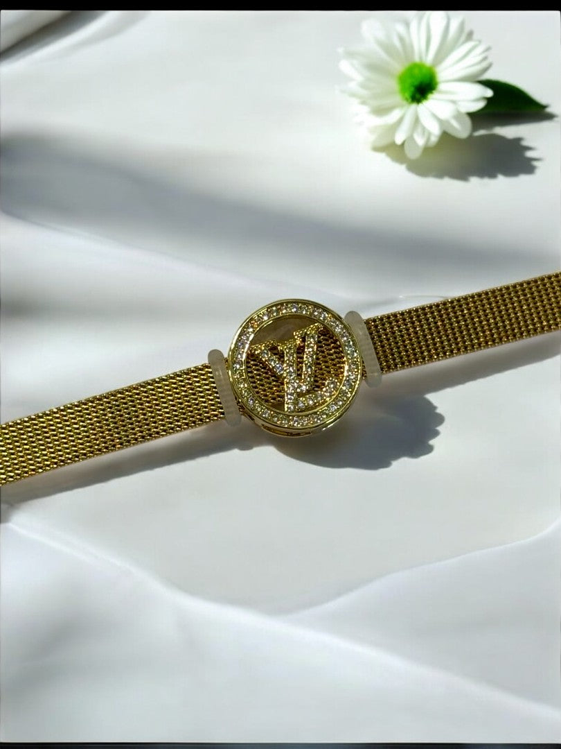 GOLDEN DIAMOND UTKARSHA LV BELT BRACELET