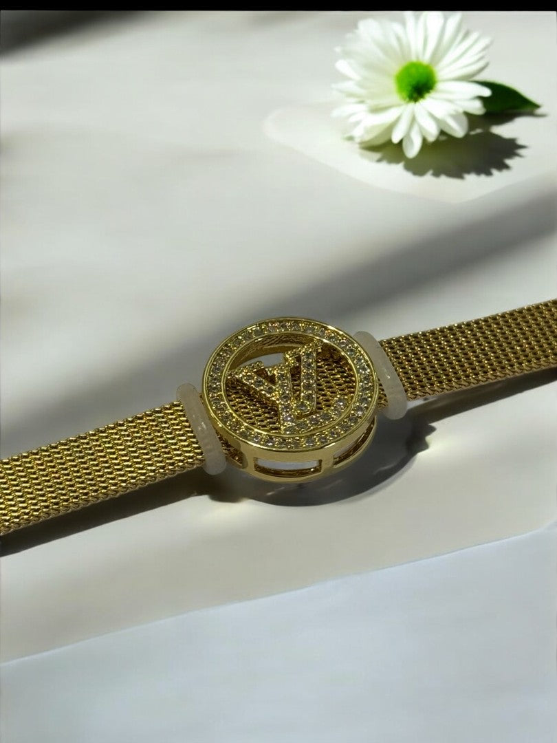 GOLDEN DIAMOND UTKARSHA LV BELT BRACELET