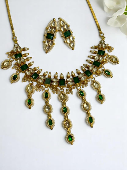 GREEN RUCHIKA KUNDAN JEWELLERY SET