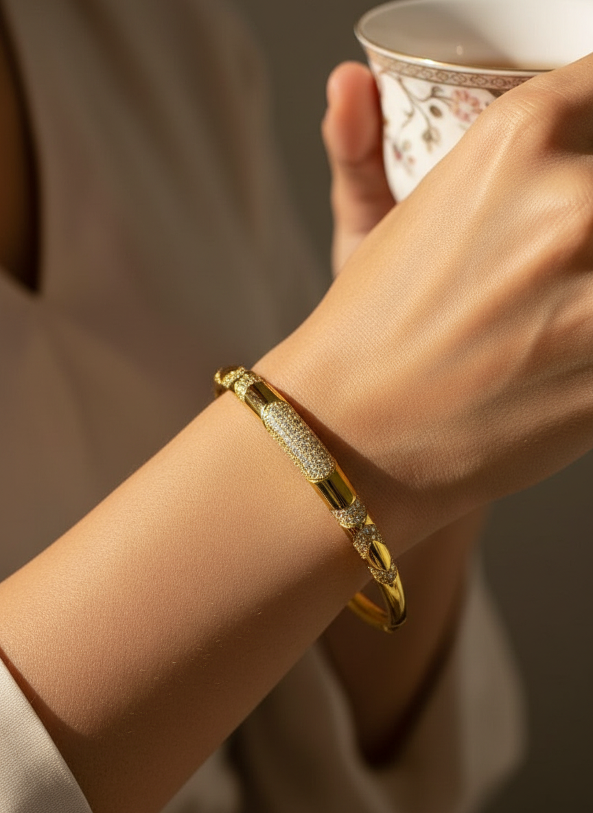 GOLDEN DIAMOND EORGE BRACELET