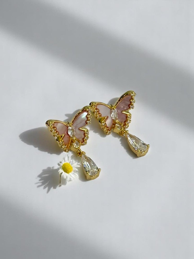 PINK RESIN BUTTERFLY JEFRREY EARRINGS