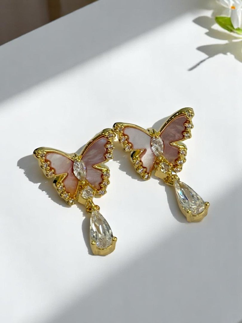 PINK RESIN BUTTERFLY JEFRREY EARRINGS