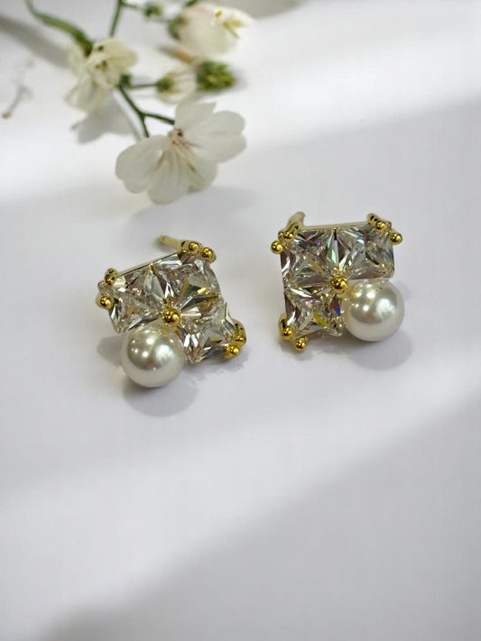 DIAMOND PEARL ENJAMIN EARRINGS