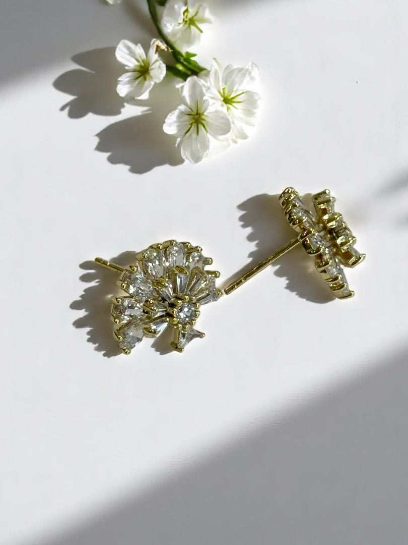 GOLDEN DIAMOND EXANDER EARRINGS