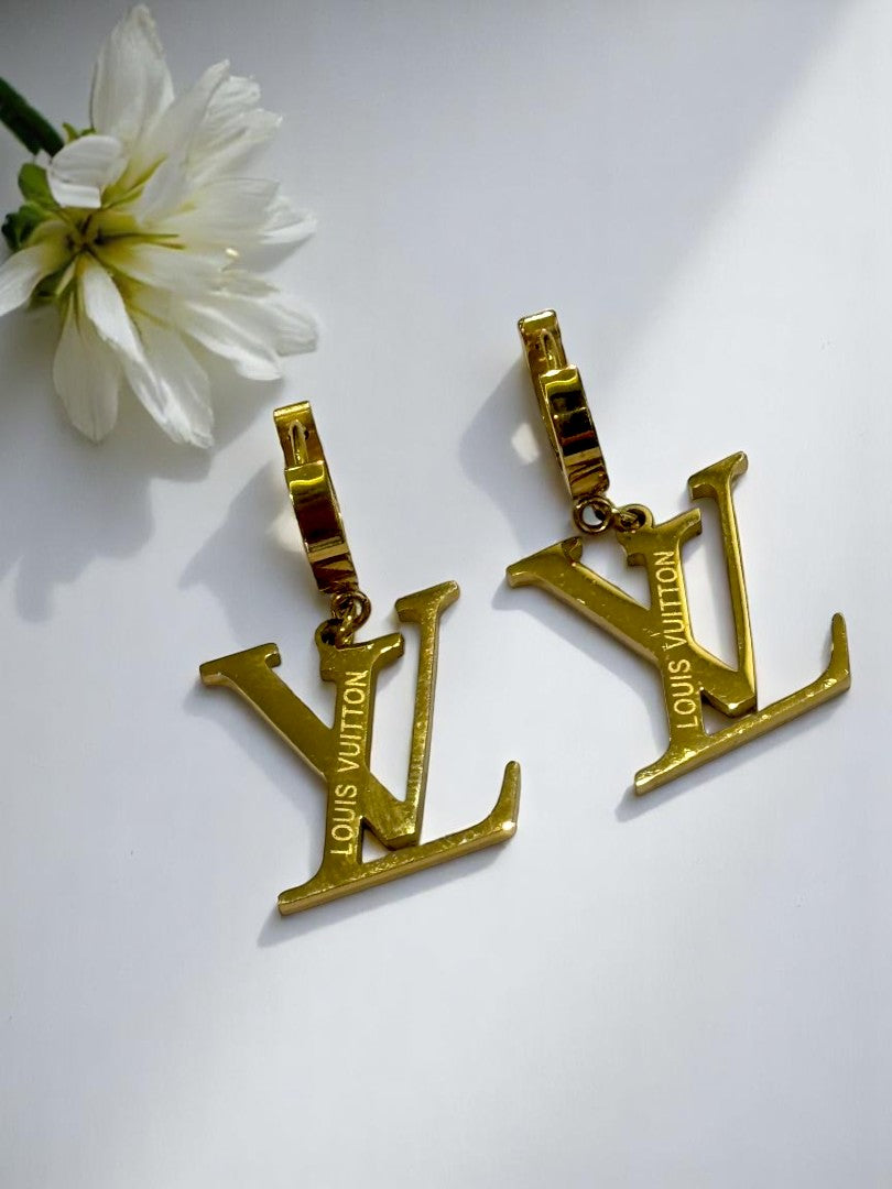 GOLDEN LV ASHTON EARRINGS