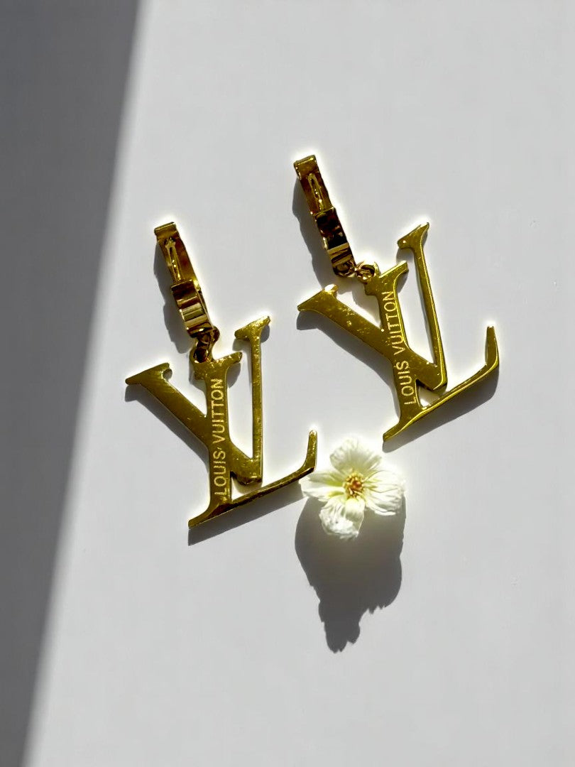GOLDEN LV ASHTON EARRINGS