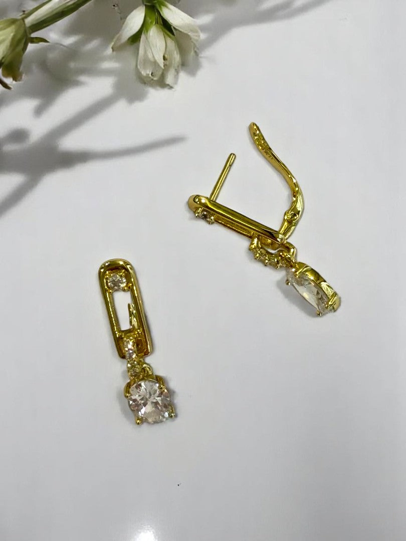 GOLDEN VIVIENNE WESTWOOD SHIKSHA EARRINGS