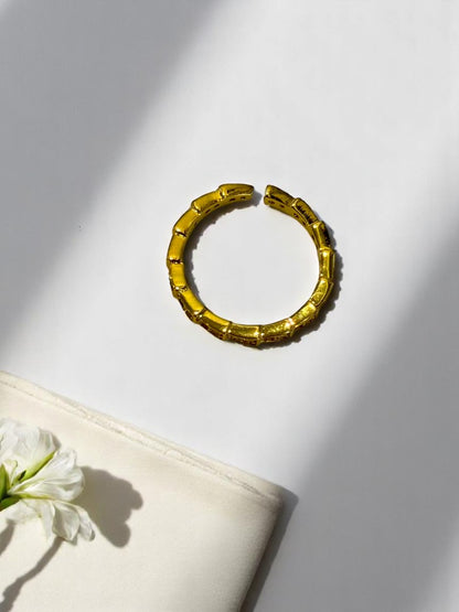 GOLDEN DIAMOND BHAVIKSHA RING