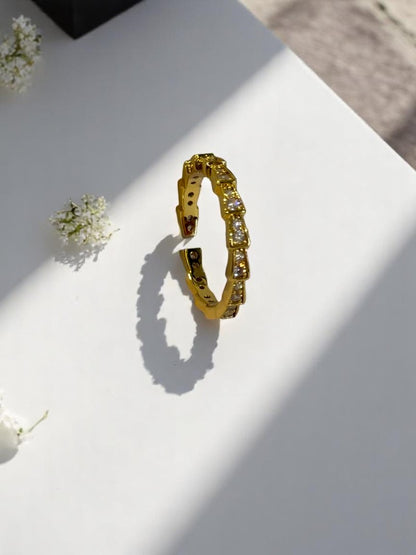 GOLDEN DIAMOND BHAVIKSHA RING