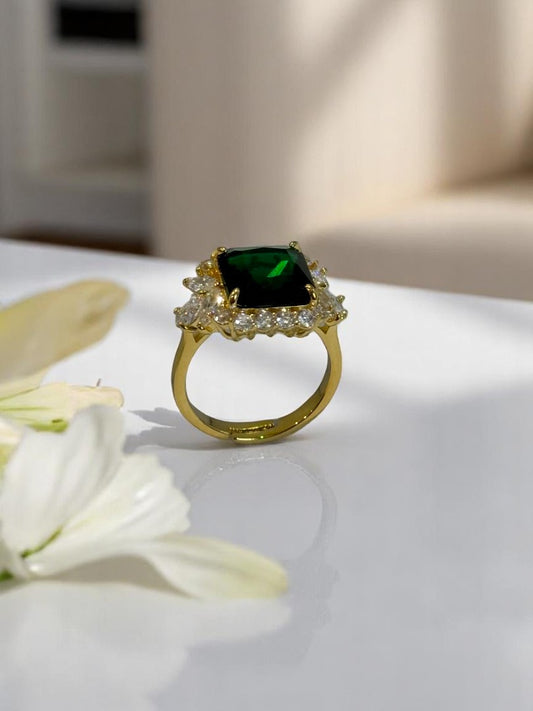 GREEN DIAMOND HRUVINA RING
