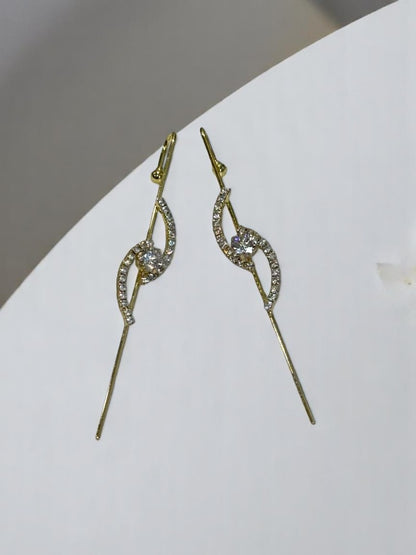 GOLDEN DIAMOND REYSON EAR CUFF