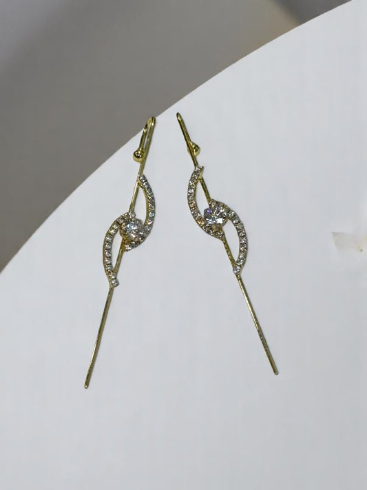 GOLDEN DIAMOND REYSON EAR CUFF