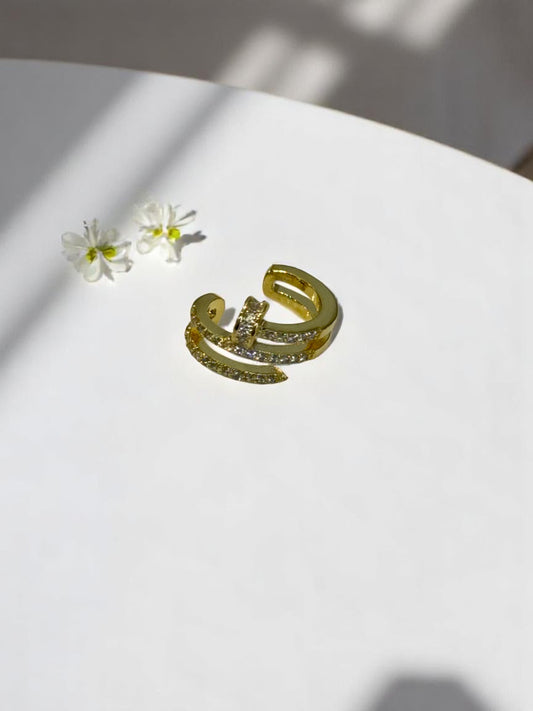 GOLDEN DIAMOND NAIL ZION EAR CUFF