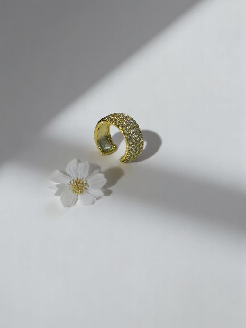 GOLDEN DIAMOND RYDER EAR CUFF
