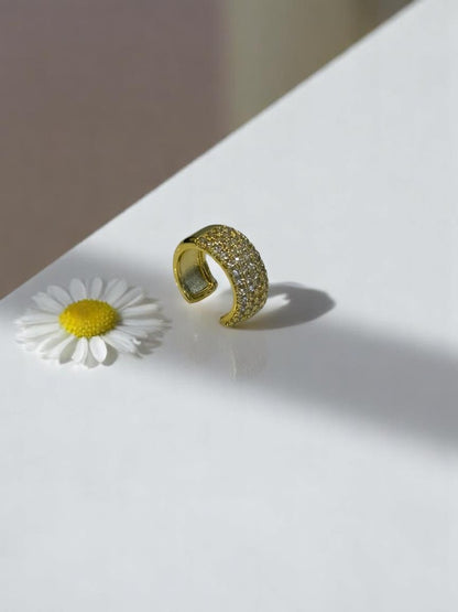 GOLDEN DIAMOND RYDER EAR CUFF
