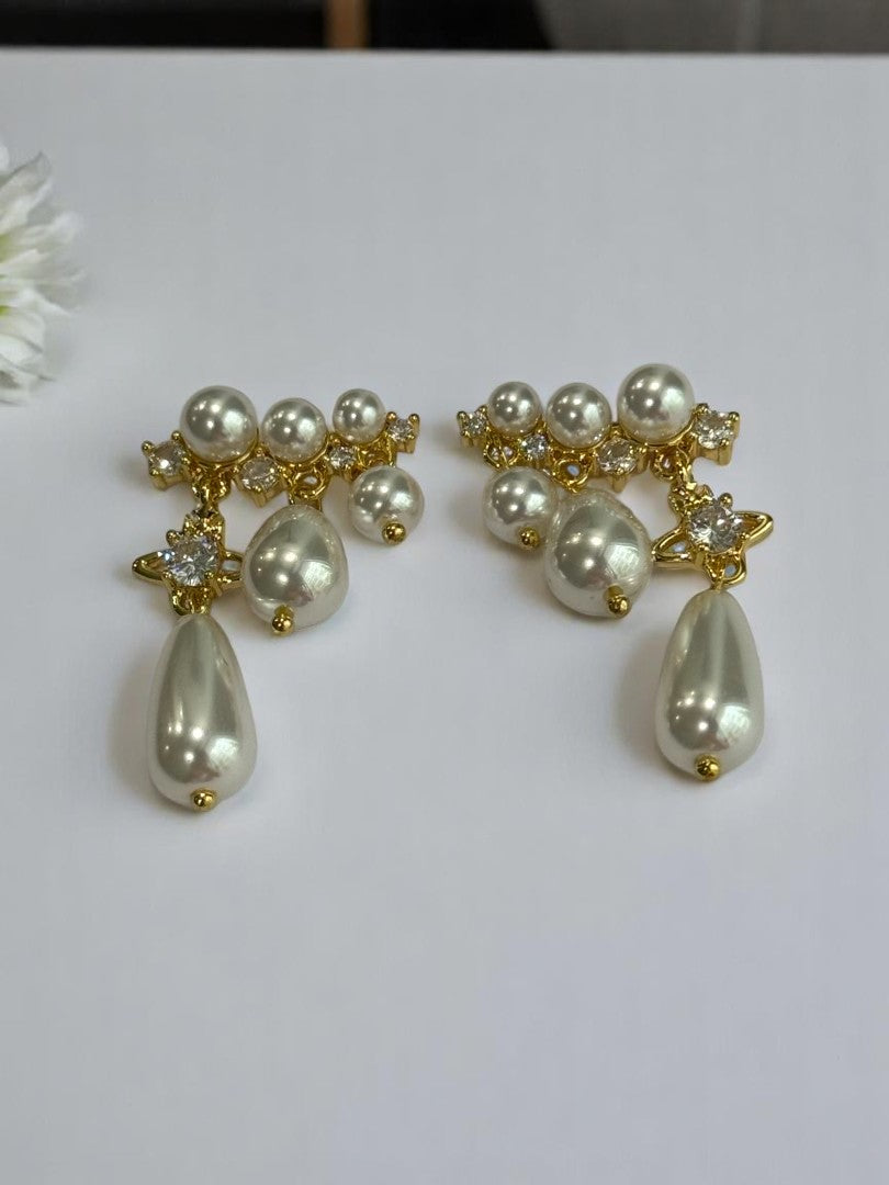GOLDEN PEARL JOEL EARRINGS