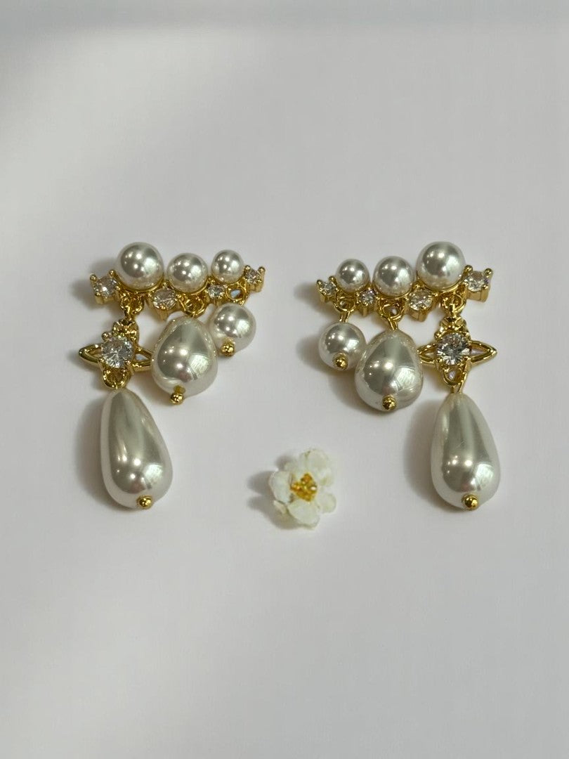 GOLDEN PEARL JOEL EARRINGS